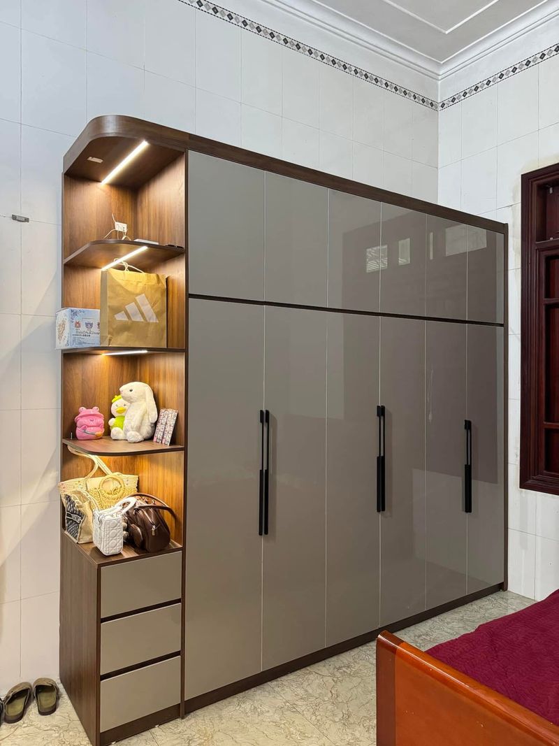 Đơn Vị Thi Công Tủ Áo MDF Chống Ẩm 2 Khảo sát và tư vấn thiết kế